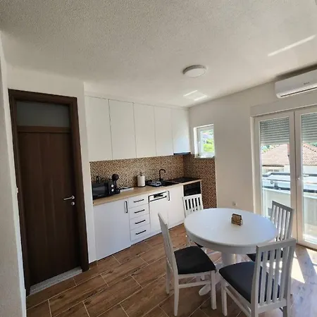 Διαμέρισμα Mis Τρέμπινιε