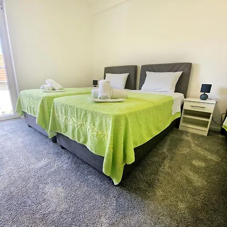 Apartament Mis *