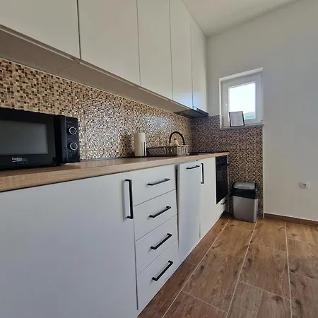 Apartament Mis *