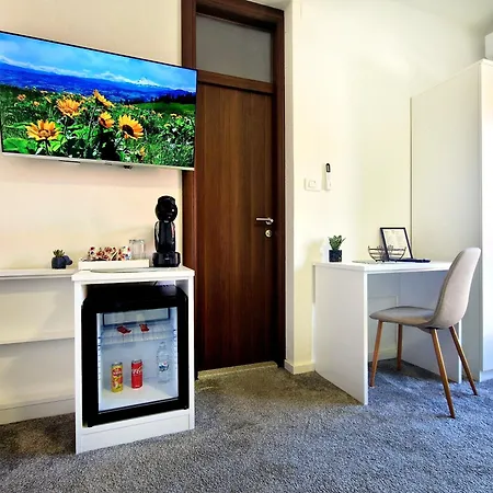 Mis * Τρέμπινιε