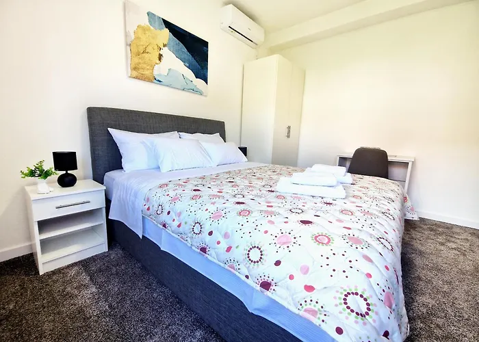 Mis * تريبينيي