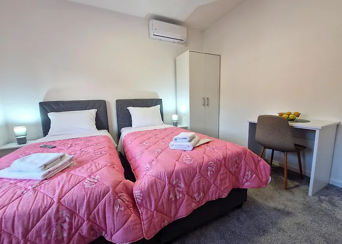 Mis تريبينيي