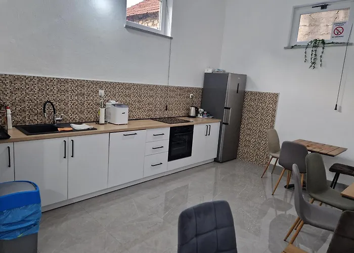 Mis * تريبينيي